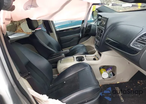 2014 Dodge Grand Caravan Sxt 30Th Anniversary z USA, uszkodzony, nr VIN 2C4RDGCG4ER275543